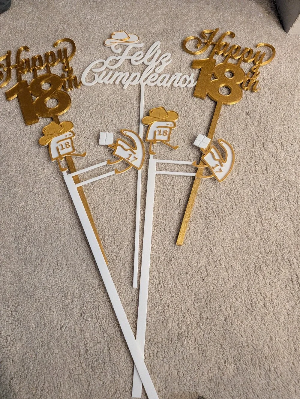 Gol &White Feliz Cumpleaños & Happy 18th Birthday Centerpiece Or Cake Toppers